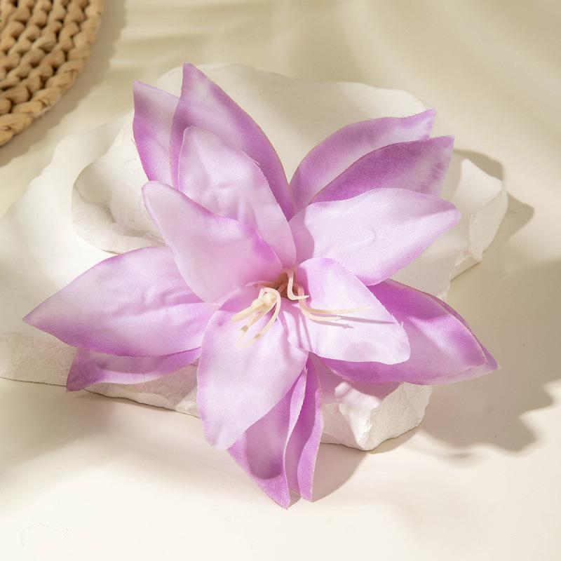Holiday lily flower hairpin, small fresh and super fairy atmosphere simulation flower hairpin headgear female