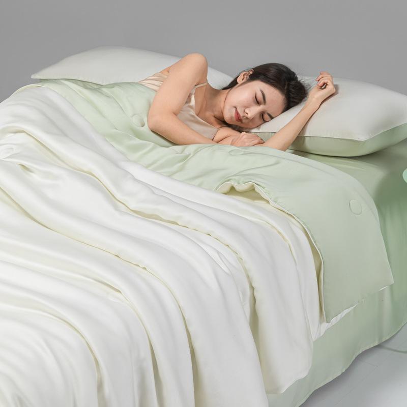 Class A Ice Silk Cooling Summer Quilt 4-Piece Set: Lightweight Embroidered Air Conditioning Quilt