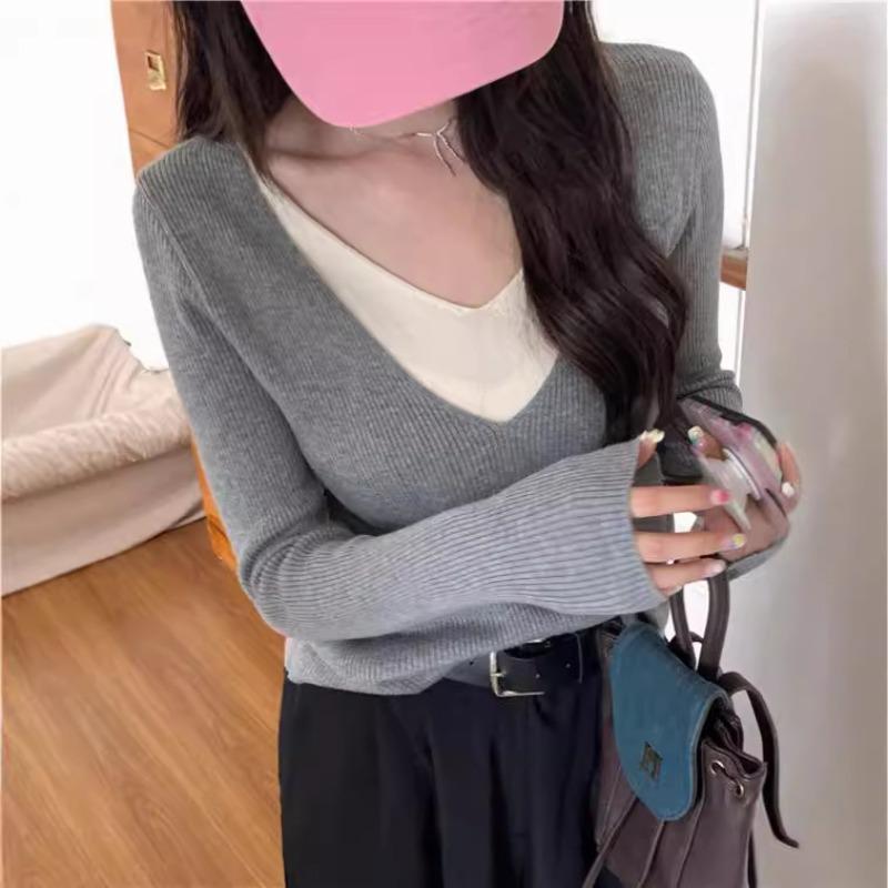 Autumn and Winter New Fake Two-piece Knitted Pullover, Women's Solid Color Bottoming, V-neck Long-sleeved Top Inside and Outside