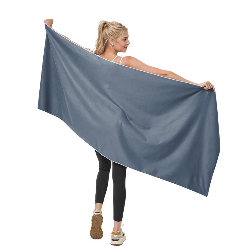 Magnetic Quick-Dry Microfiber Sports Beach Towel