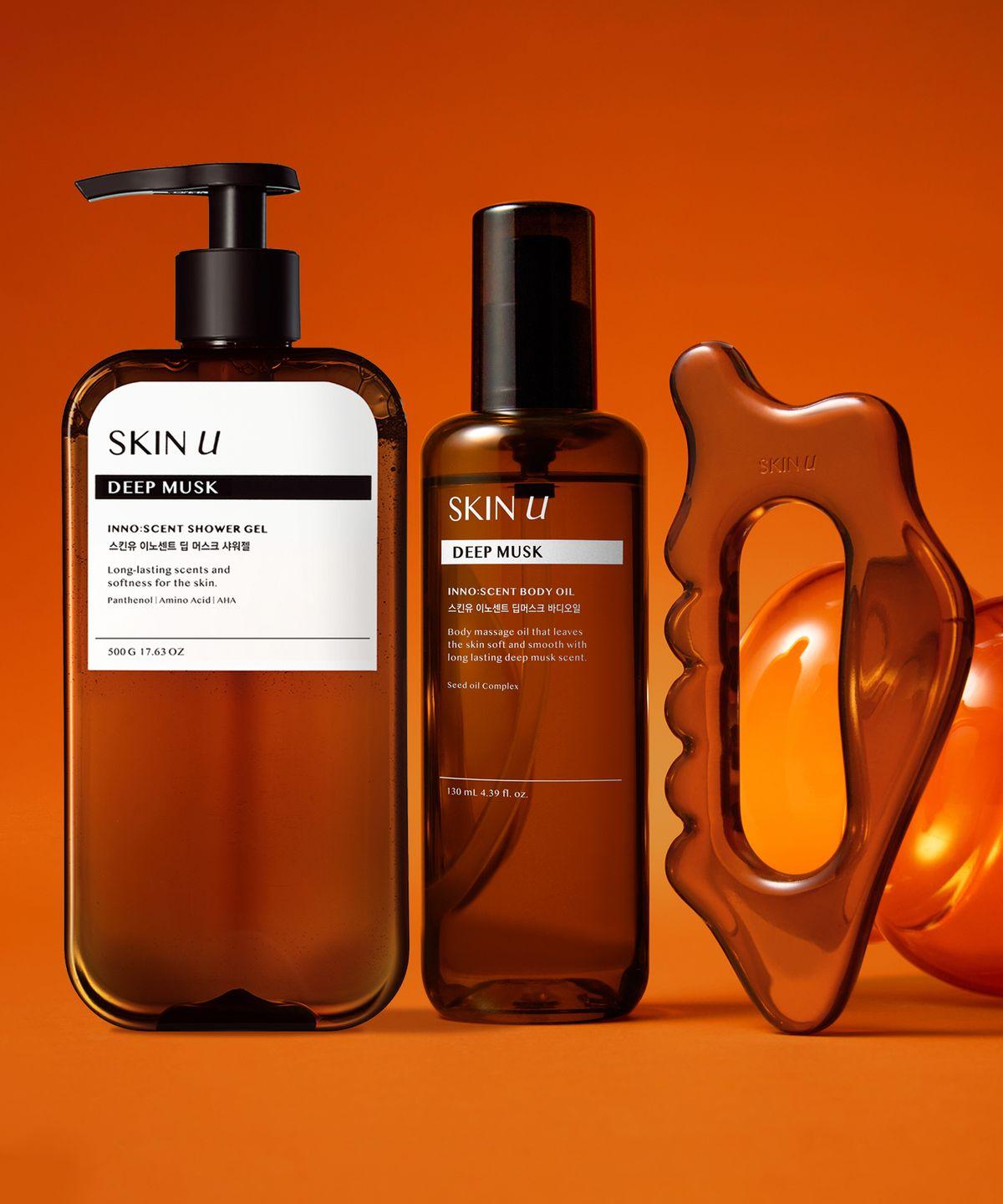 Innocent Deep Musk Shower Gel + Body Oil & Gua Sha Special Set