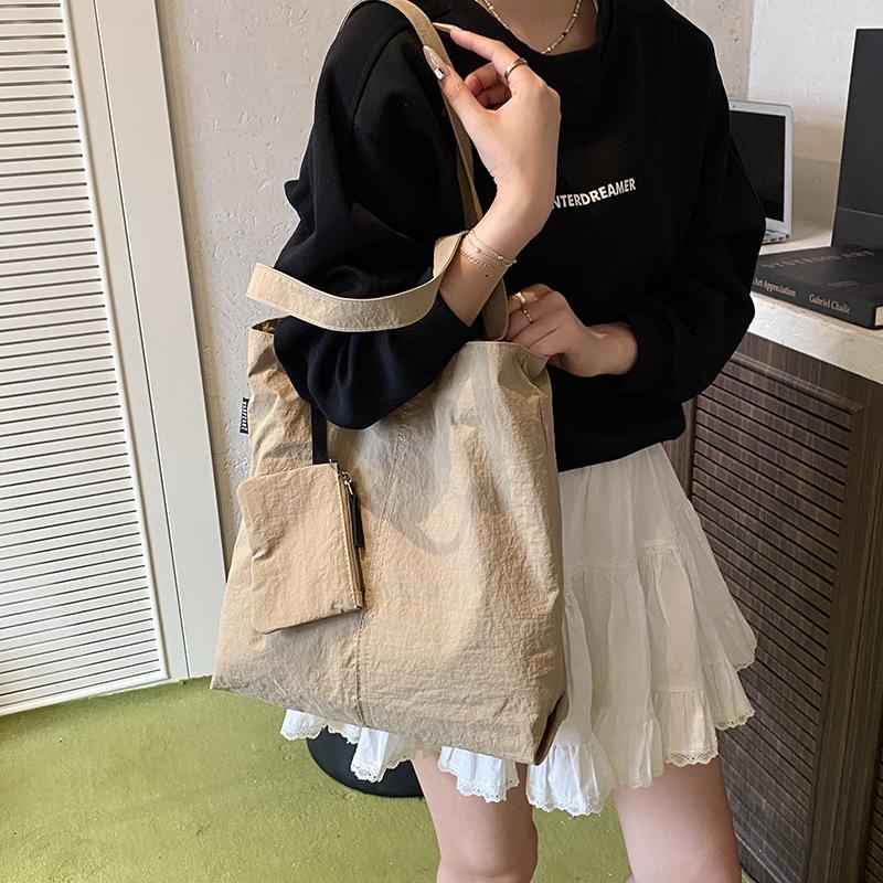 Japanese Tote Bag Casual Shoulder Cloth Bag Women's Niche Design Sense Canvas Large-capacity Commuter Tote Extra Large Bag