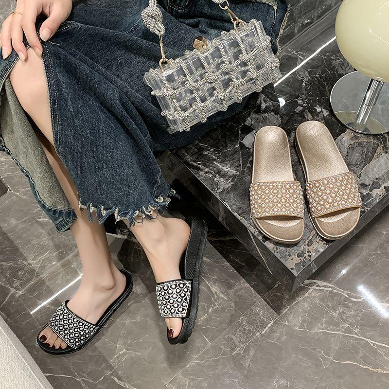 Round head fashionable versatile outer wear cool slippers women's word with rhinestones gentle wind flat bottom slippers 2025 autumn and summer new