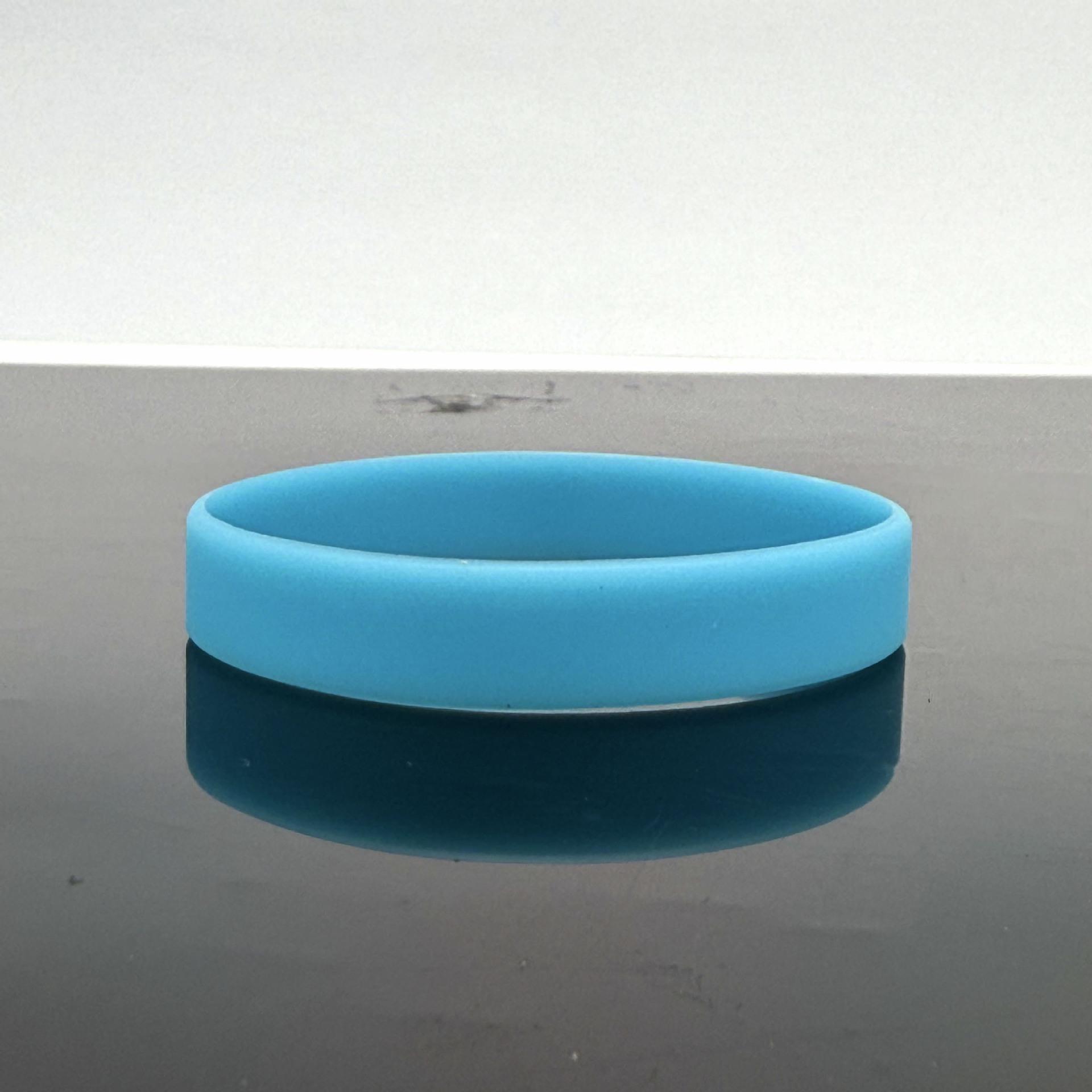 Luminous Silicone Wristband - Solid Color, Embossed Design for Youth and Teams