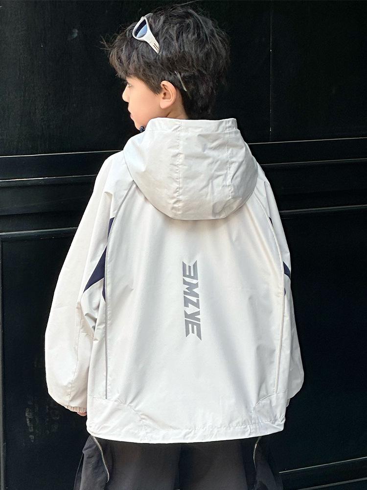 Boys' 2026 Spring Hooded Windbreaker for Outdoor Sports