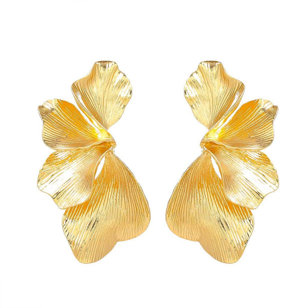 Spring Alloy Flower Earrings: Trendy European and American Style