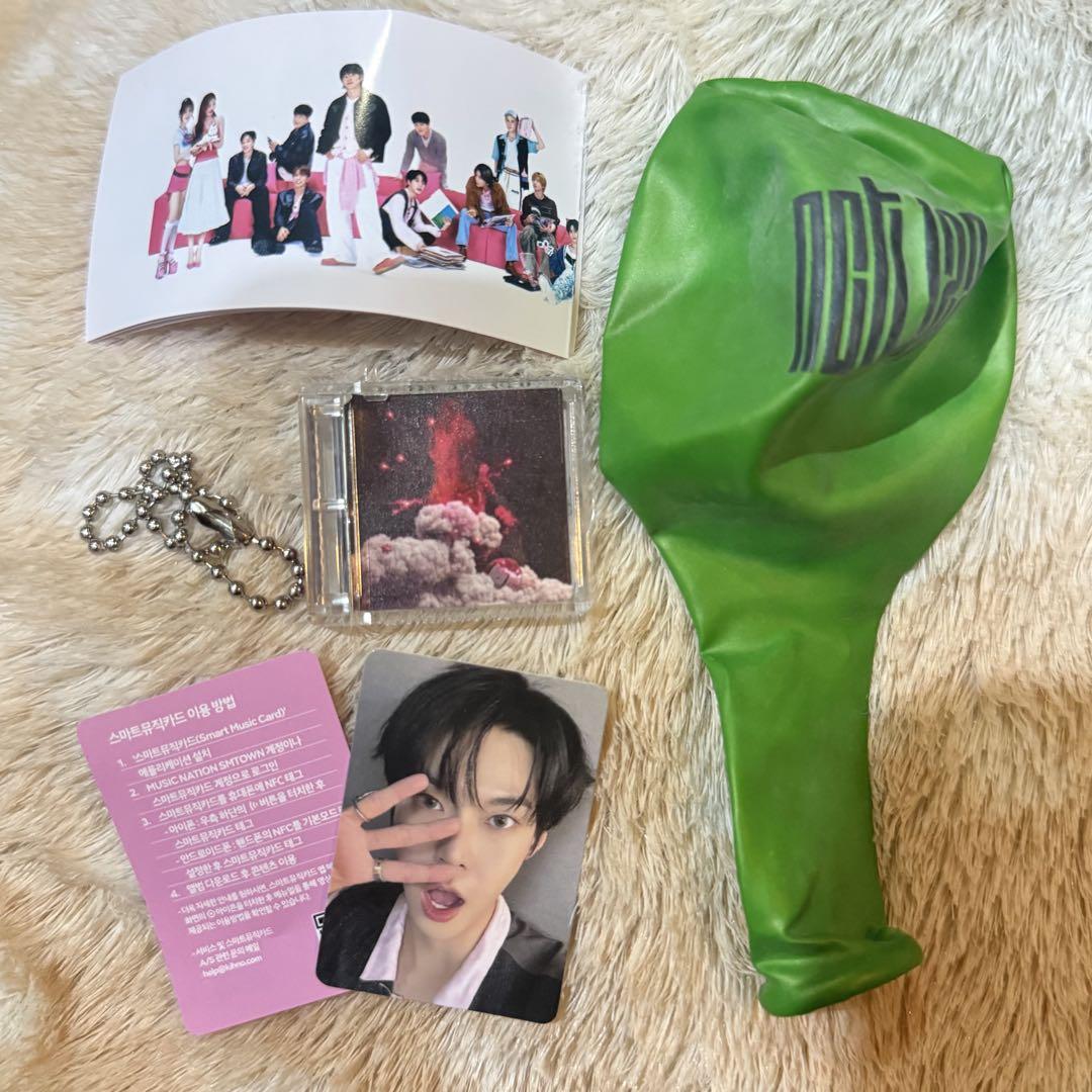 

Б/У SMTOWN LIVE 2025 NCT 127 DOYOUNG Офіційний альбом Time Capsule ver. 3 з Items Set Limited СЕУЛ