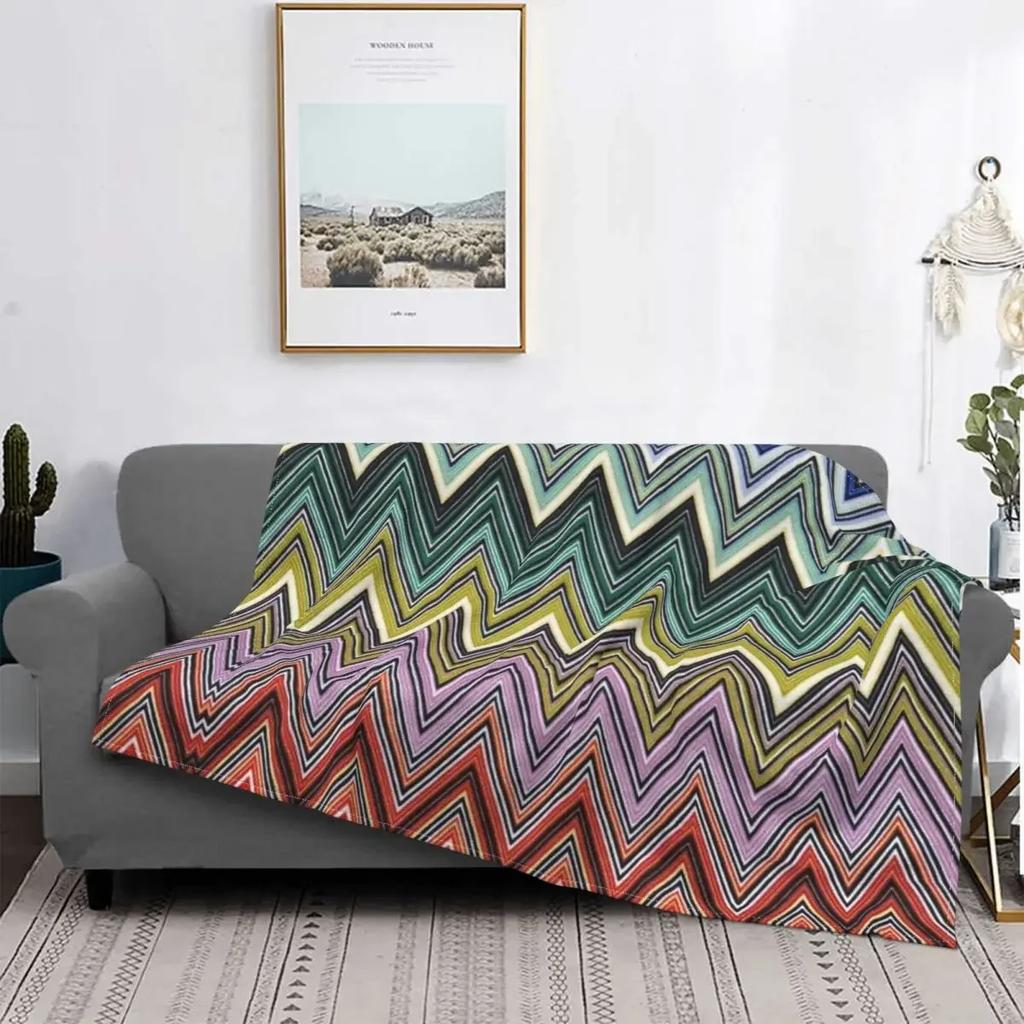 Coperte Plaid in Flanella Stile Boho Chic Moderno con Fantasia a Zigzag Traspiranti Morbide Autunnali Geometriche Multicolore per Divano Letti Bambini Adulti