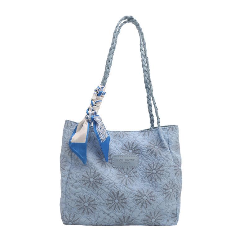 Spacious Canvas Tote Bag For Women 2024 Fashionable And Trendy Street Style Handbag