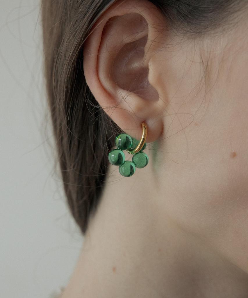 Merrymotive [2Way] Glass Flower Surgical Hoop Earring (2Color)