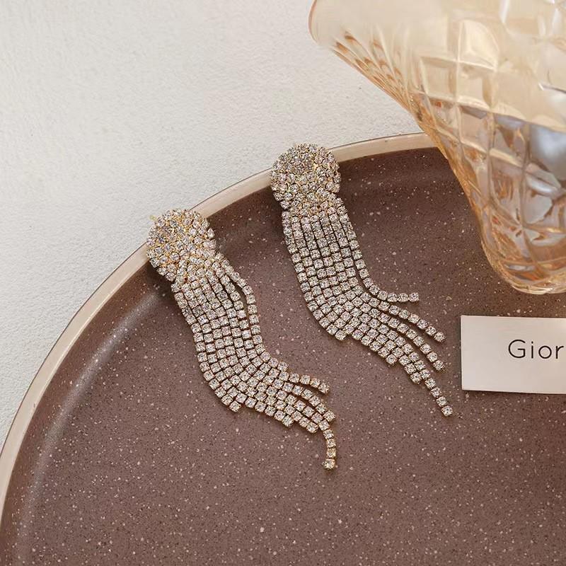 Elegant European & American Style Geometric Tassel Earrings with Inlaid Diamonds - Long, Exaggerated Design for a Slimmer Face Look