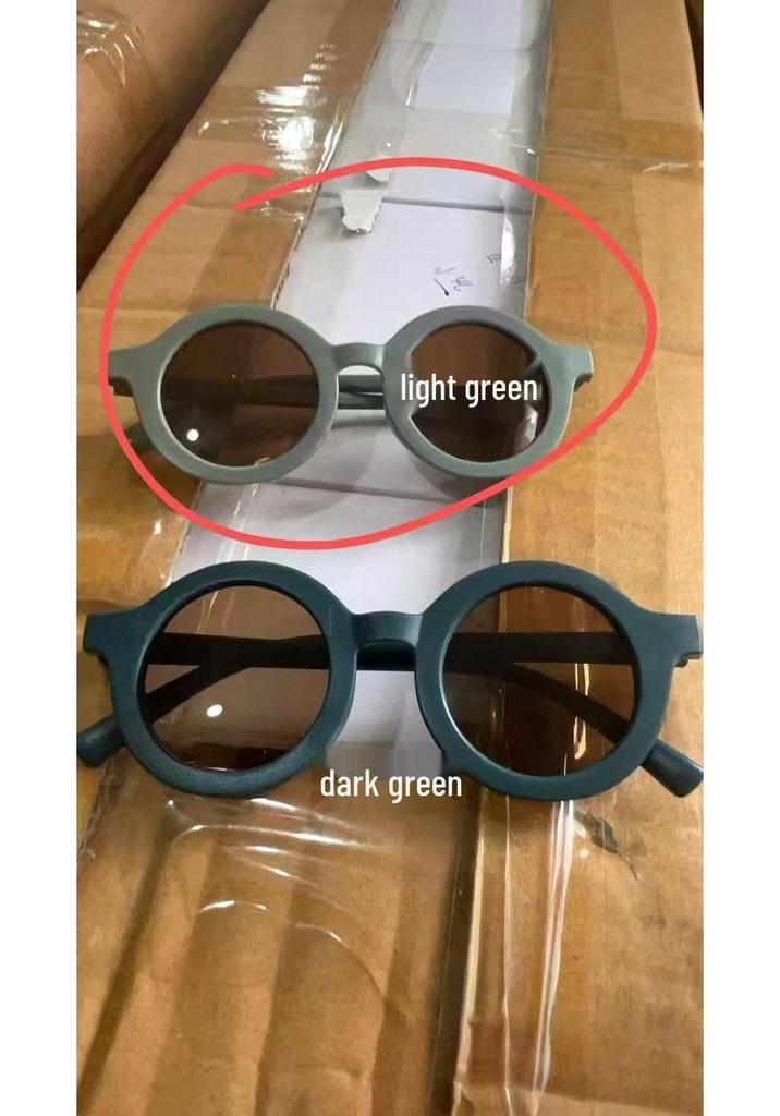 Children's Retro Round Sunglasses with Frosted Frame