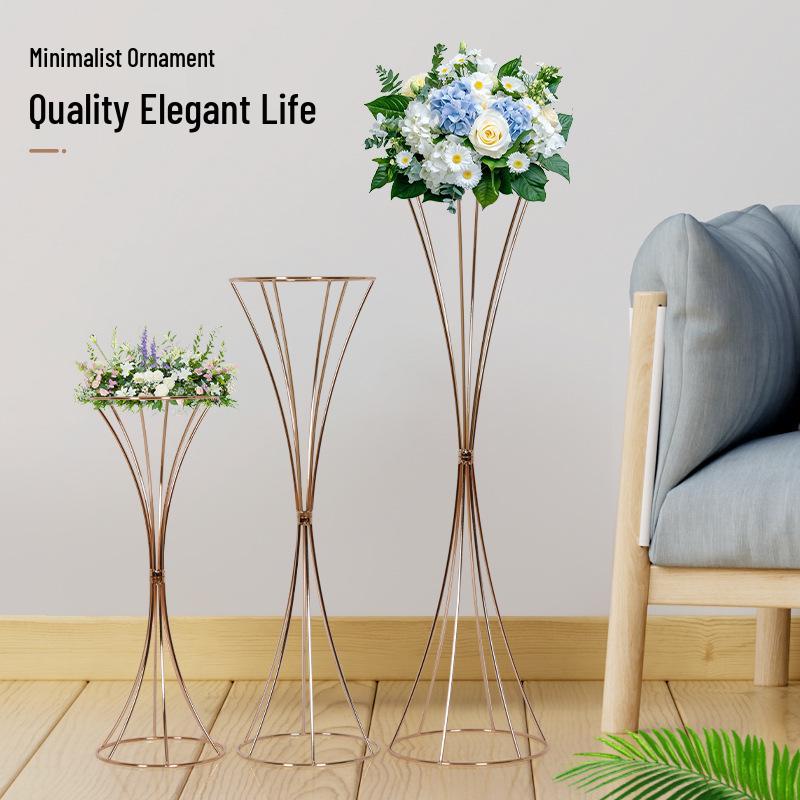 Wedding Wrought Iron Gold Flower Stand Decoration with Slim Waist Design