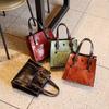 Cross-border Vintage Soft Leather Handbag for Women, New High-end Commuter Multi-layer Large-capacity Shoulder and Crossbody Bag Wholesale