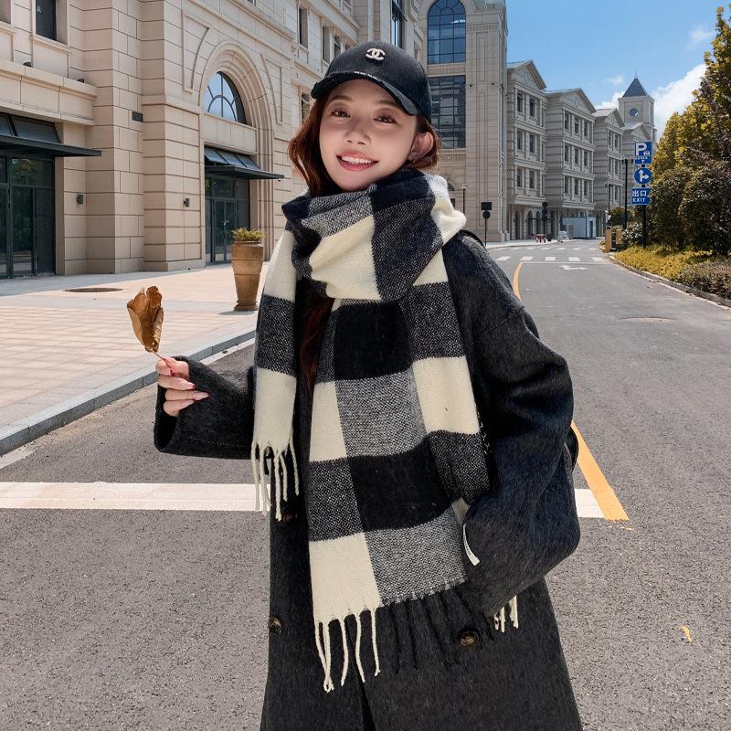 New Korean Style Classic Plaid Scarf for Women in Autumn and Winter Thickened and Warm  Versatile Shawl for Students To Wear As A Scarf