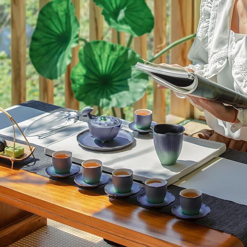 

Wanqian Tang Summer Lotus Qing Lu Glaze Ceramic Gongfu Tea Set