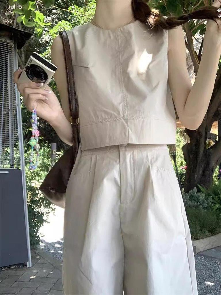 2026 Women's Casual Suit: Loose Vest Top & High-Waist Wide-Leg Shorts Two-Piece Set for Summer
