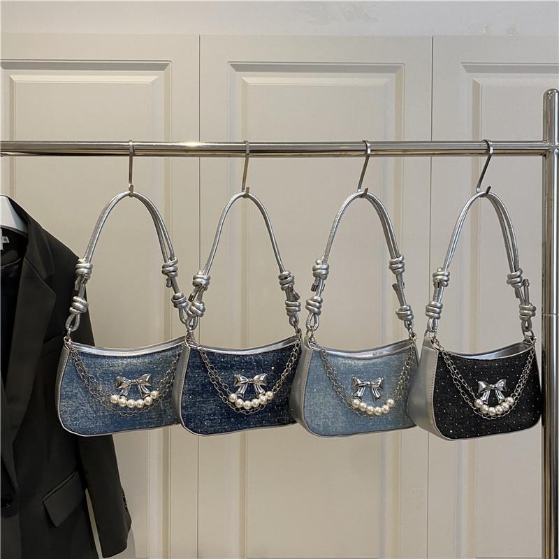 Premium French bag women's bag fashion butterfly shoulder handbag niche design hand carry armpit bag