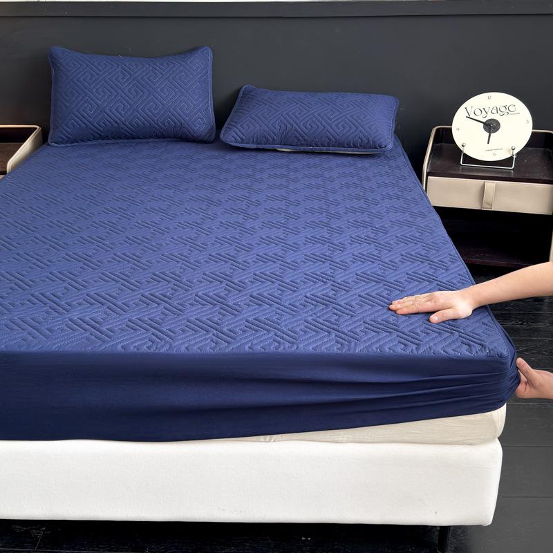 Waterproof Quilted Anti-Stain Anti-Slip Mattress Protector