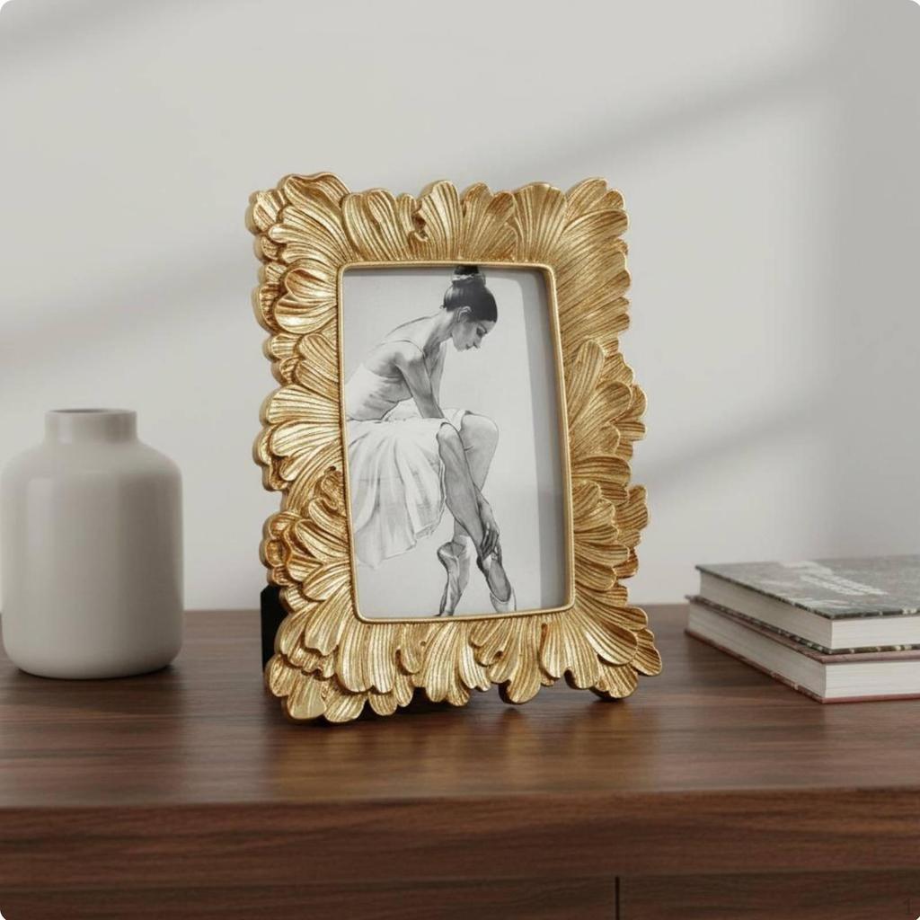 Vintage Petal Photo Frame Luxury Feel Baroque Style Holder Tabletop or Wall Mount Ornate