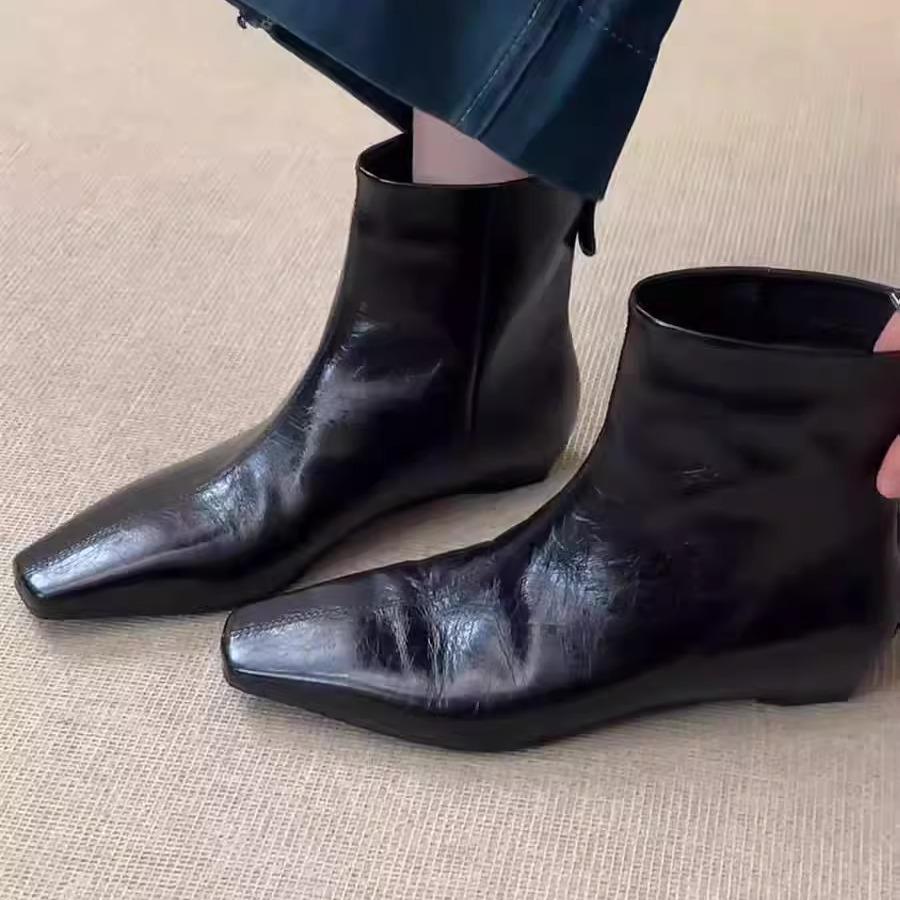 Black square head thick heel short boots women's autumn and winter retro versatile British style niche design boots