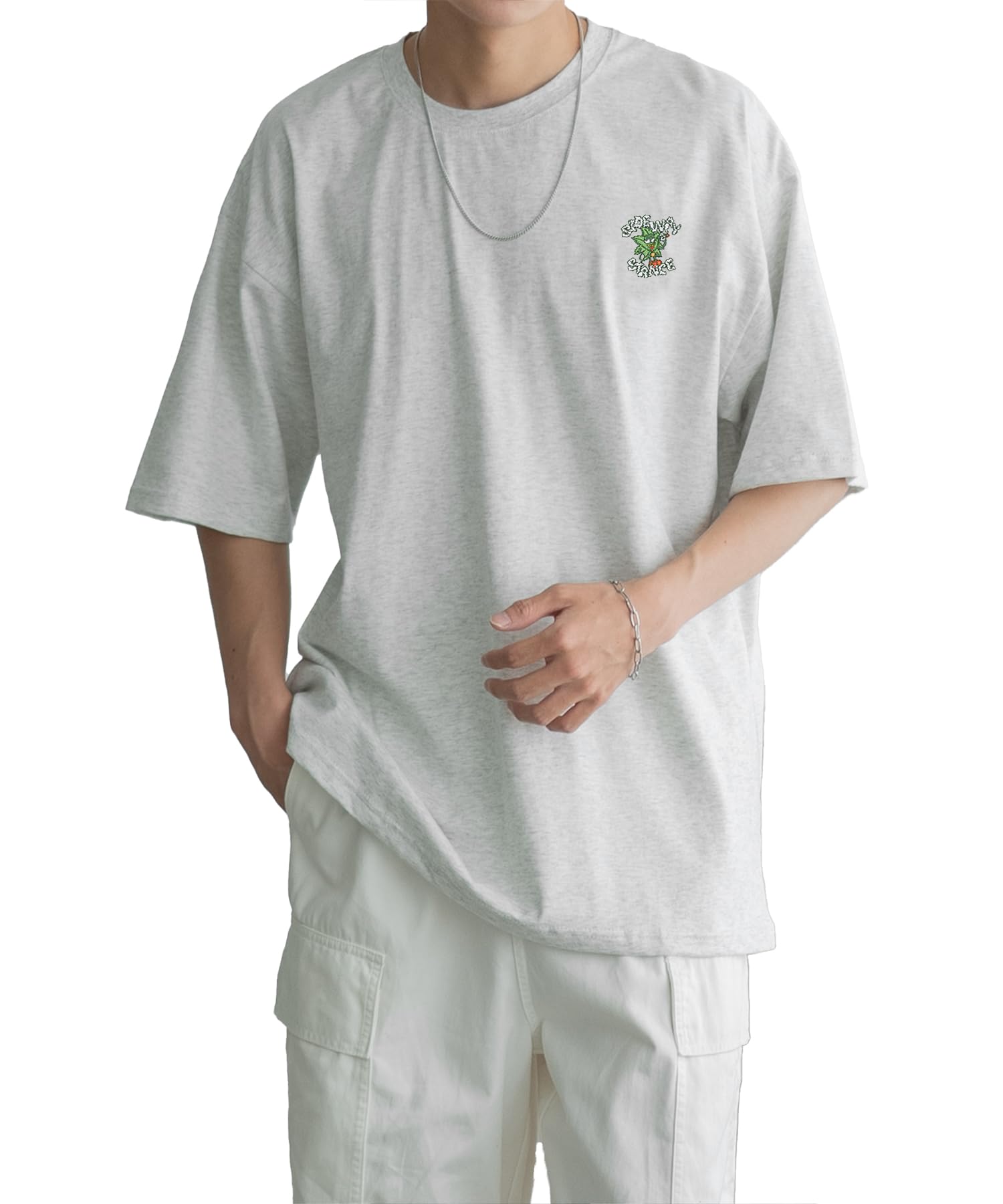 

IMPROMES Casual SIDEWAYSTANCE Embroidered Leaf Short Sleeve T-Shirt, Men s, Ash