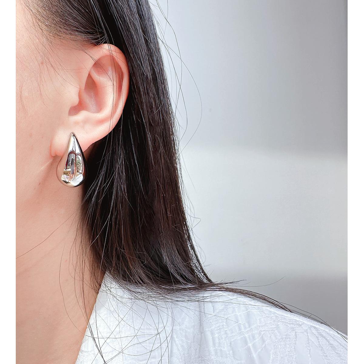 

Модные изящные зеркальные серьги в форме капли воды, модные серьги Spice Girl из прохладного металла 432