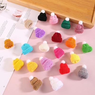 Mini pletací čepice pro panenky DIY ručně vyráběná hračka zdobená plyšovým míčem korejská pletená vlněná čepice šití řemesla ozdoby pletení