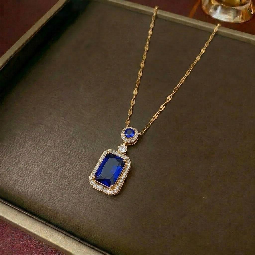Women's Multi-color Zircon Pendant Necklace - Japanese & Korean Style, Geometric Titanium Steel Clavicle Chain, Light Luxury Fashion.