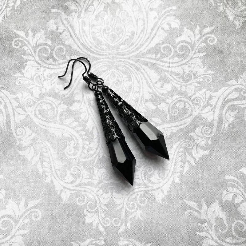 Gothic Vampire Dark Bat Personalized Earrings Vintage Geometric Blood Drop Cone Crystal Creative Witch Jewelry Accessories