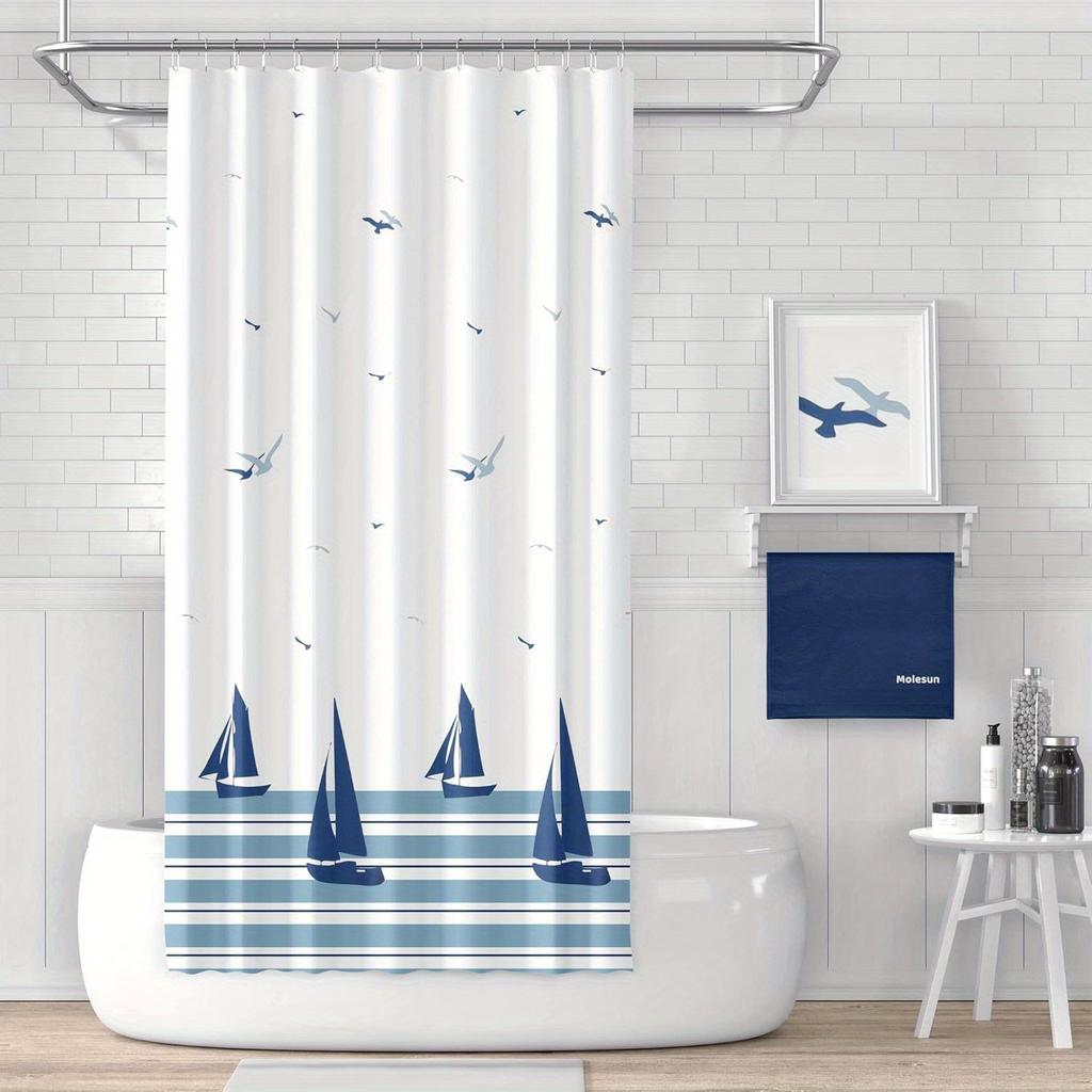 Rideau de douche nautique côtier - Voiliers bleus et rayures blanches, Facile à suspendre, Parfait pour les salles de bains côtières, Toutes saisons