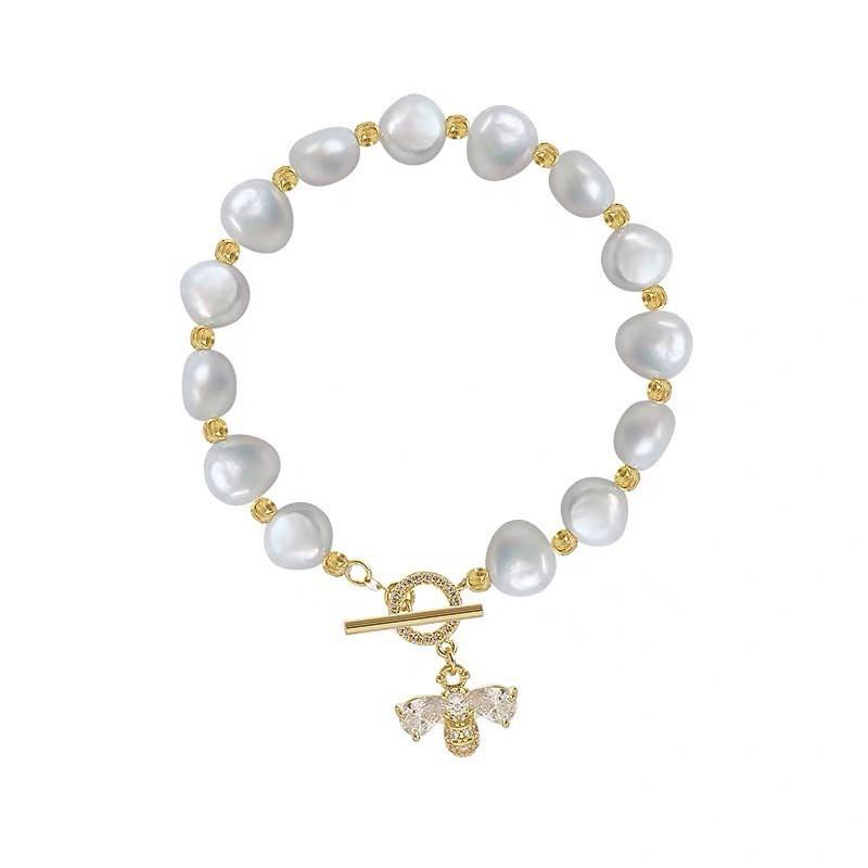 Baroque Freshwater Pearl Bee Charm Bracelet With Zircon Inlay Minimalist Womens Jewelry Accessory
