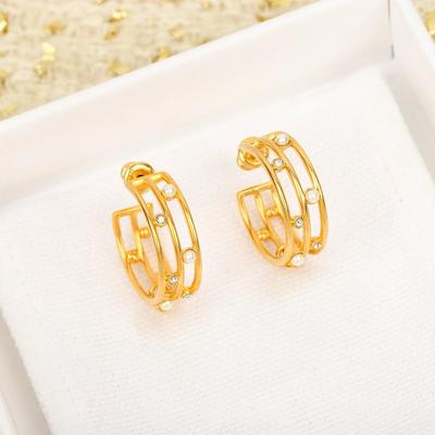 2024 Neueste Trend-Ohrringe im Vintage-Stil: Luxuriöser Schmuck für Damen, modische Messingperlen-Ohrstecker für Partys.