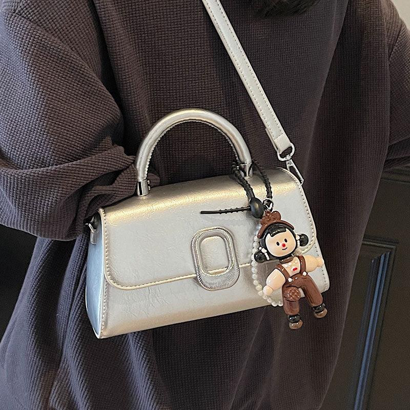 2025 New Hot-selling High-end Temperament Light Luxury Portable Small Square Bag Women's Versatile Fashion Simple Wind Messenger Bag