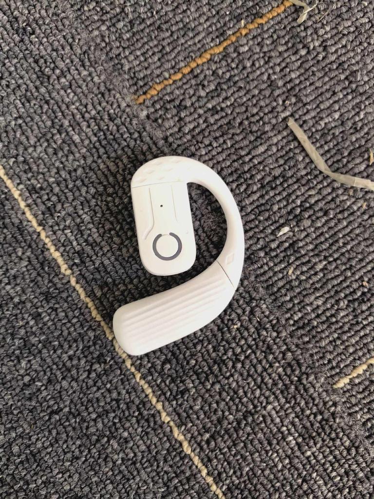 High-Quality True Wireless Bluetooth Sport Earphones – Over-Ear Design, Free Shipping