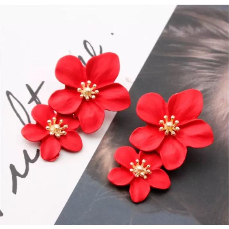 Koreańskie kolczyki kwiatowe damskie