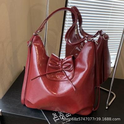 Commuter Trend Underarm Bag Women 2025 New Fashion Bow Tote Multi-purpose Messenger Bag Large Capacity Backpack
