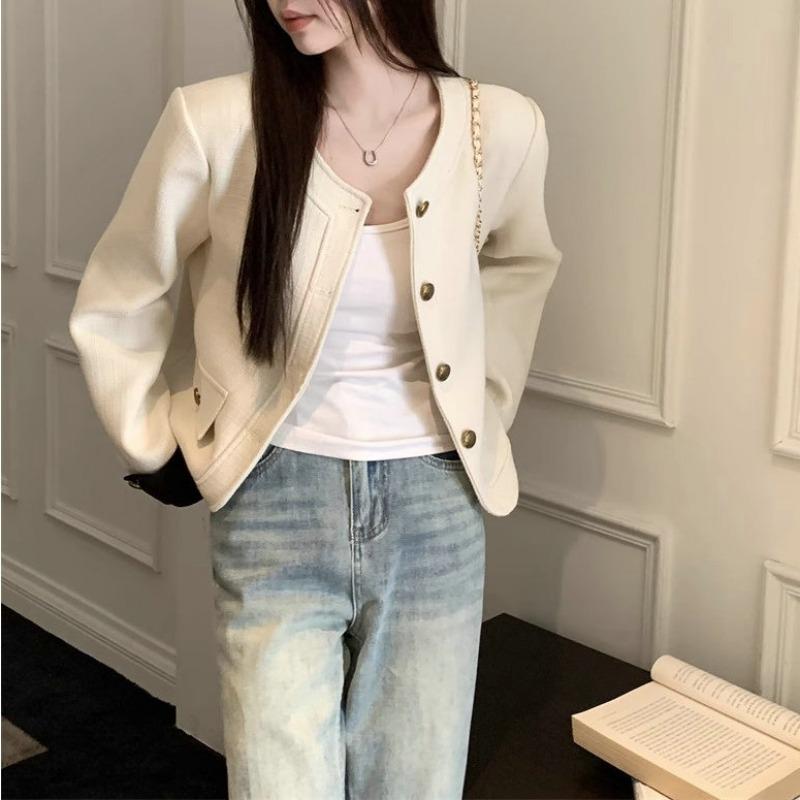 Autumn and Winter New High-end Short Top Women's Design Niche Small Fragrance White Popular Jacket
