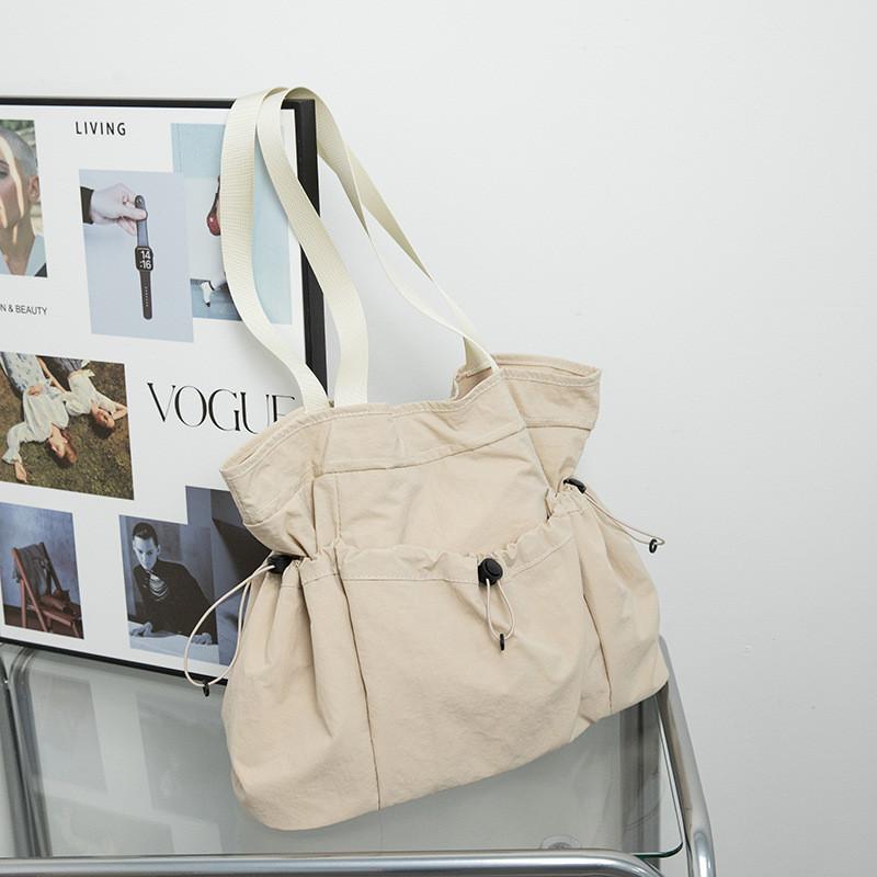 IELGY Large Capacity Handbag Simple Fashion Casual Commuter Tote Bag