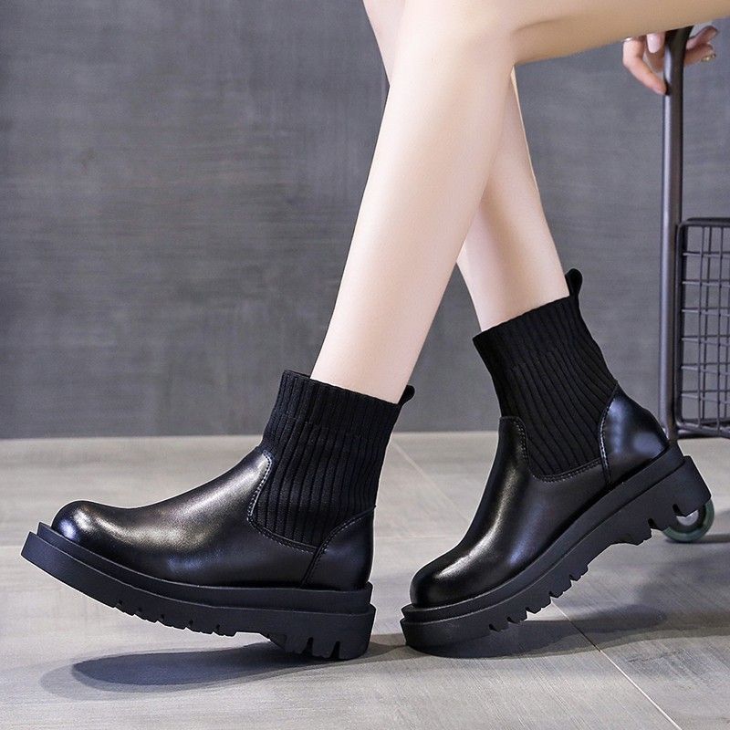 British style socks boots women's flat bottom 2025 spring and autumn new versatile one-pedal lazy Chelsea short boots short tube