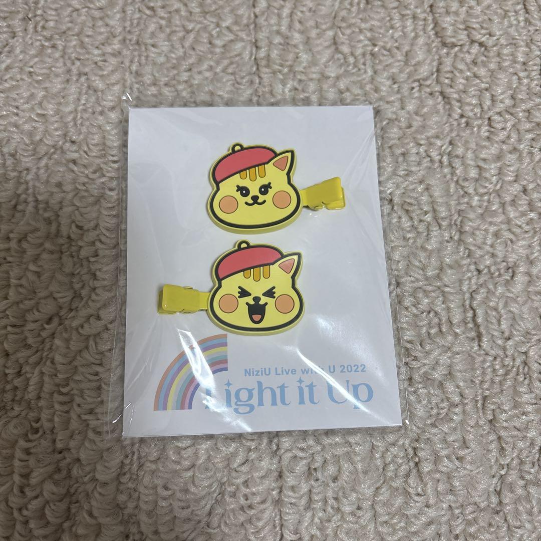 

[USED] NiziU NIZOO Hair Clip Rich Riku