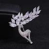 Fashion Rhinestone Deer Shaped Brooch Exquisite Shiny Pin Corsage For Women Girls Clothing Coat Wedding Accessories Gifts