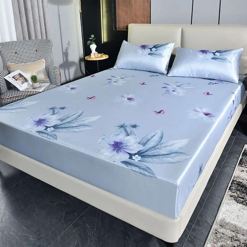 Home Luxury Mattress Cover Three-piece Double Household Bedspread Non-slip Washable Queen Size Bed Cover with Pillowcases