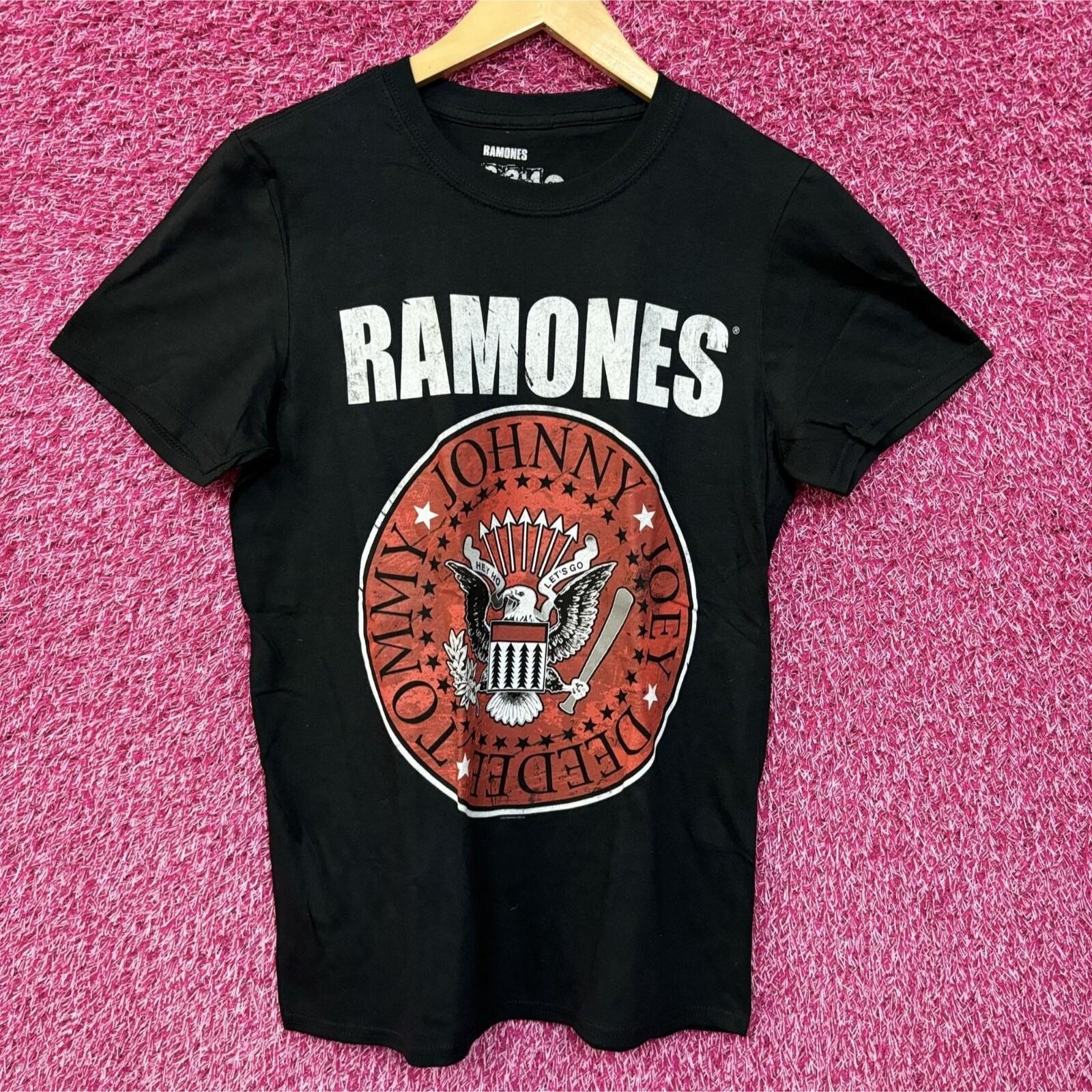 

The Ramones Presidential Band Seal in Color Punk Rock Tee Small S