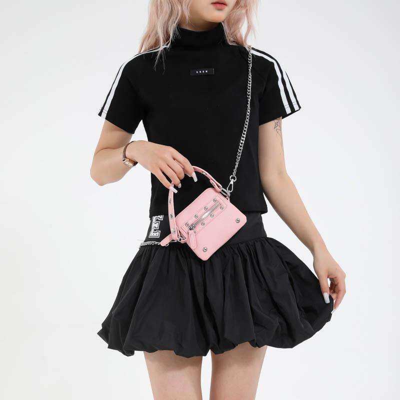 Fashion Solid Color Rivet Decoration Women Casual Mini Shoulder Chain Bag For Casual Outings