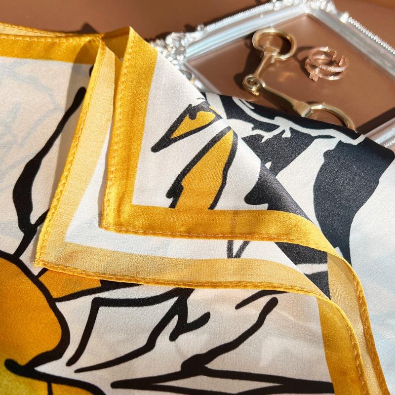 Frühling neue Maulbeerseide Uni Krepp Satin schwarz und gelb Rosen bedruckter Seidenschal Damen leichte Luxus vielseitige Seide kleiner quadratischer Schal