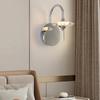 Italienische minimalistische runde Kristall-Wandleuchte für Schlafzimmer oder Flur