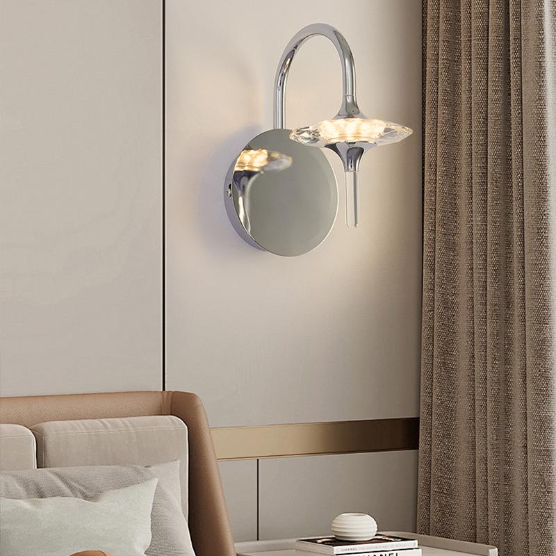 Italienische minimalistische runde Kristall-Wandleuchte für Schlafzimmer oder Flur