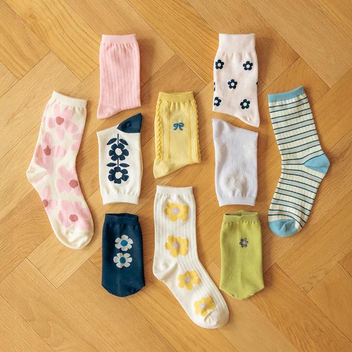 Daily Vintage Women's Socks 5-Piece Set - 08 Peony (Gift Set) + Free Shopping Bag
