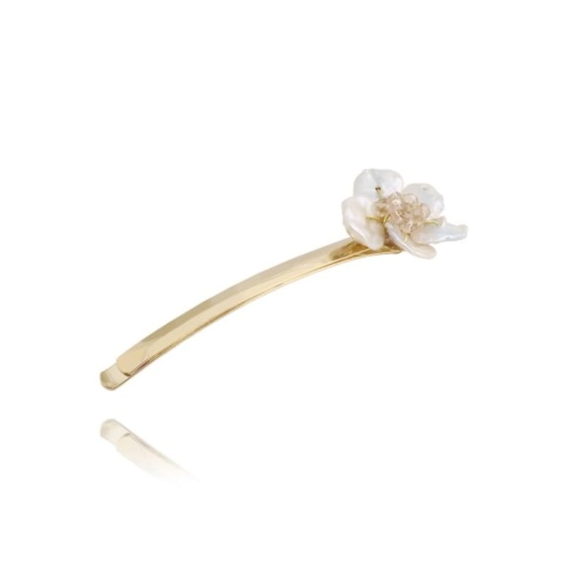 

jewelCOUNTY Natural Pearl Flower Shape Hairpin GOLD